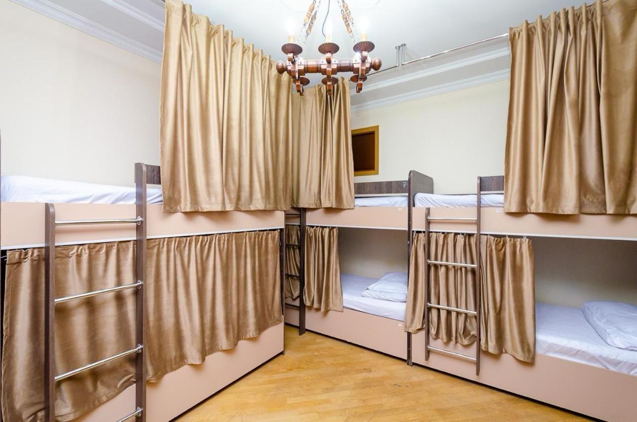 יירבאן Areva Hostel & Apartment מראה חיצוני תמונה